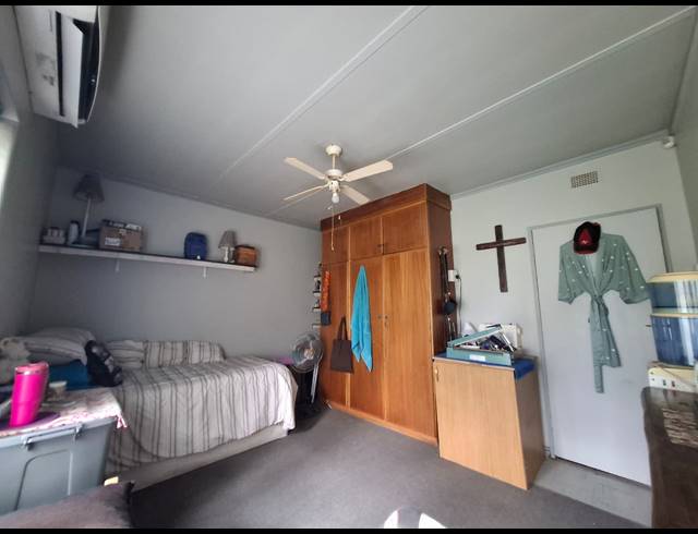 4 BEDROOM HOUSE FOR SALE IN VANDERBIJLPARK CW 5